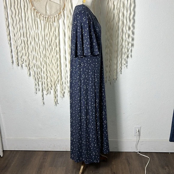 Garnet Hill NWOT Flutter Sleeve Tencel Midi Dress Size M - Picture 5 of 14